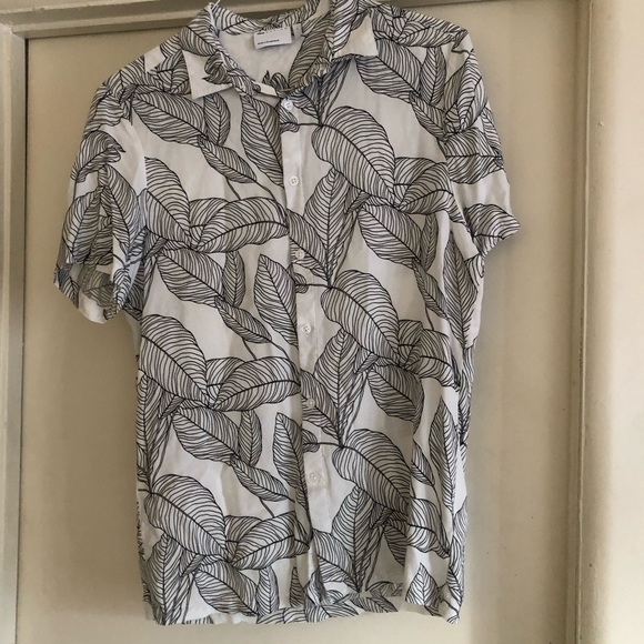 ❤️ASOS Design Shirt in Leaf Scribble Print Short Sleeve Shirt Black and White M - Picture 5 of 10